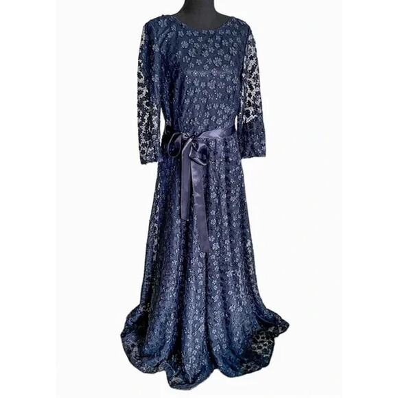 Tahari Floral Appliqué Sequin Three Quarter Sleeve Maxi Dress Size 12 Navy - Picture 9 of 9